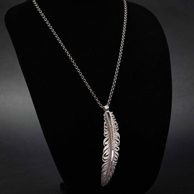 Pendleton Round-Up Montana Silversmiths Feather Necklace