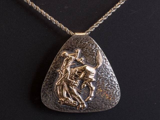 Pendleton Round-Up Vogt Hammered Tear Drop Necklace