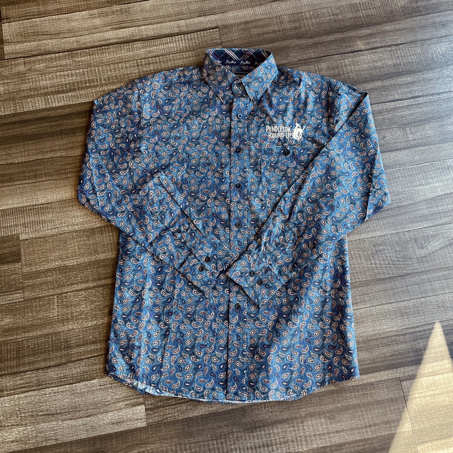 Men&#39;s Wrangler Pendleton Round-Up Maroon Paisley Long Sleeve Button