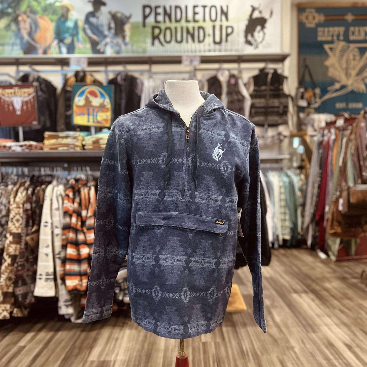 Men&#39;s Wrangler Pendleton Round-Up Blue Aztec 1/4 Zip Pullover w/ Hood