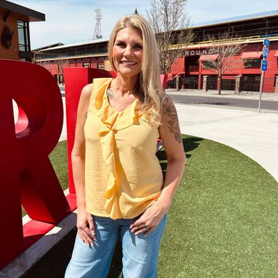 Ladies Roper Pendleton Round-Up Yellow Sleeveless Ruffle Top