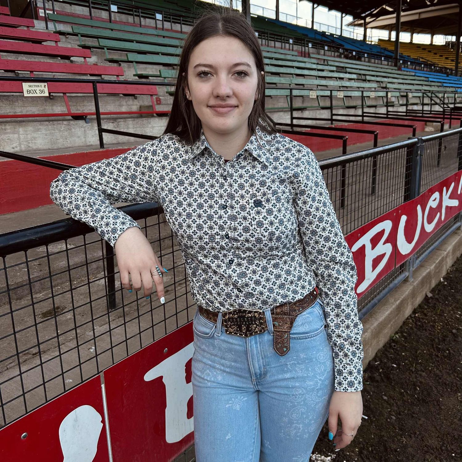 Ladies Cinch Pendleton Round-Up Floral Geometric Long Sleeve Button Up