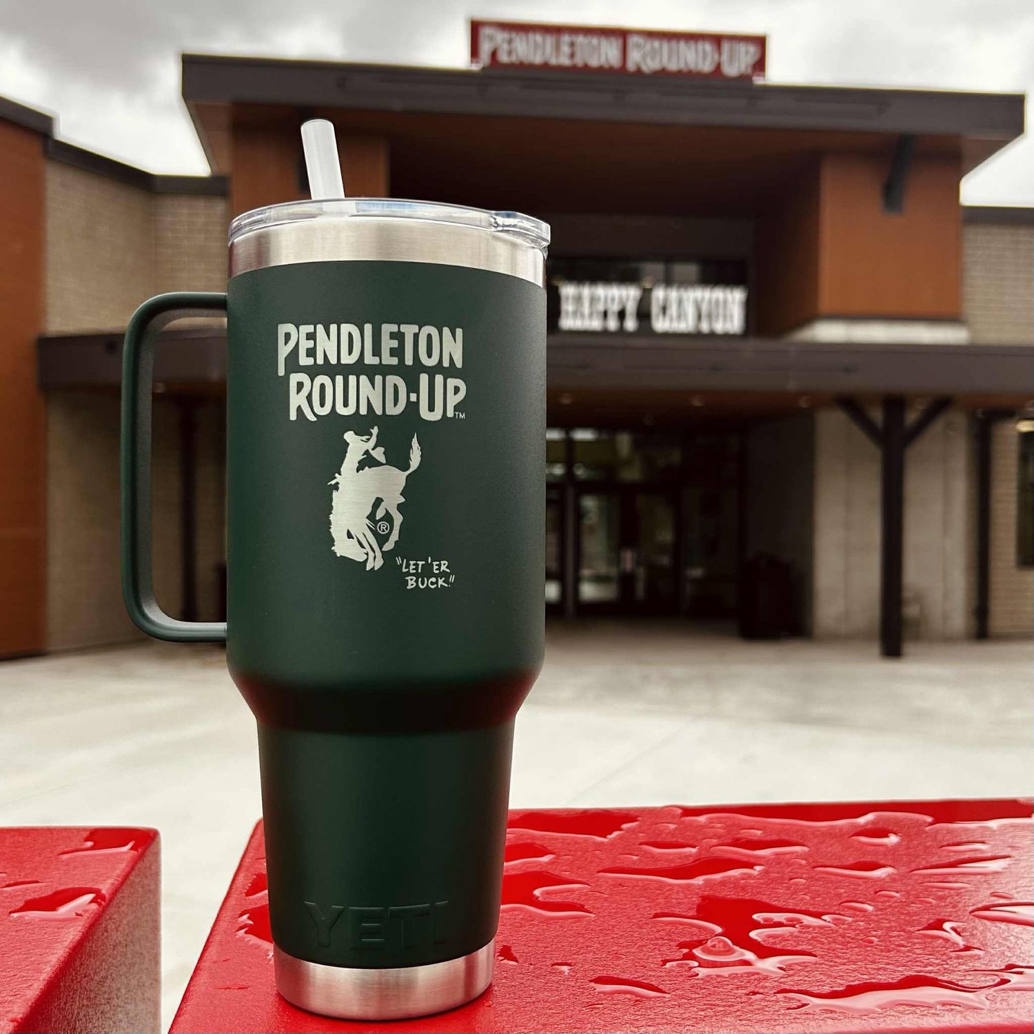 Pendleton Round-Up YETI 42oz Forest Green Straw Tumbler