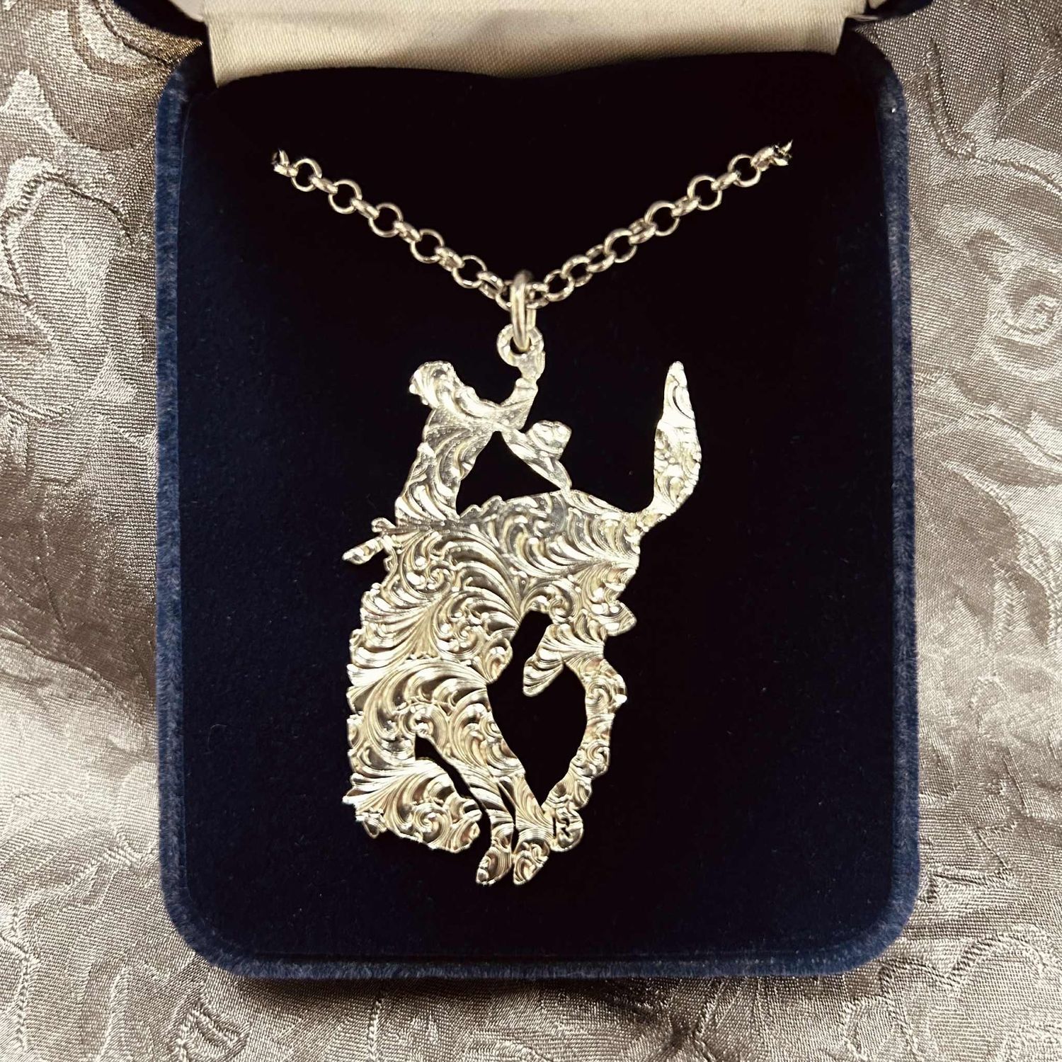 Pendleton Round-Up Montana Silversmiths Filigree Bucking Horse Necklace