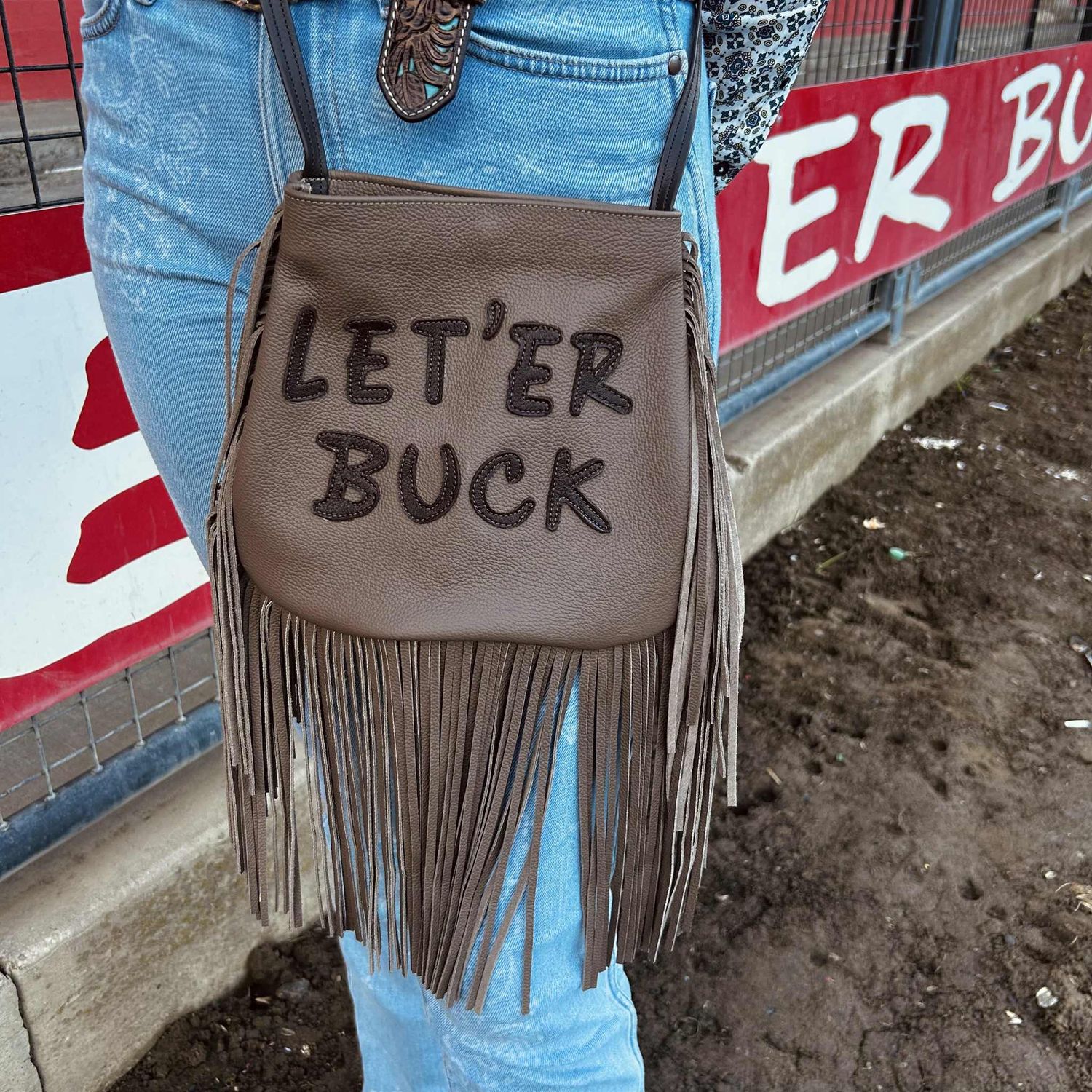 Pendleton Round-Up Brown Leather Let &#39;er Buck Purse