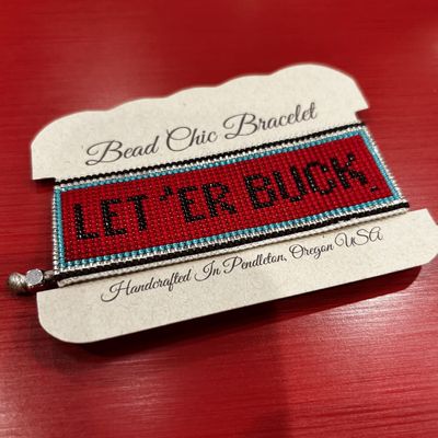Pendleton Round-Up Red Let &#39;er Buck Beaded Bracelet