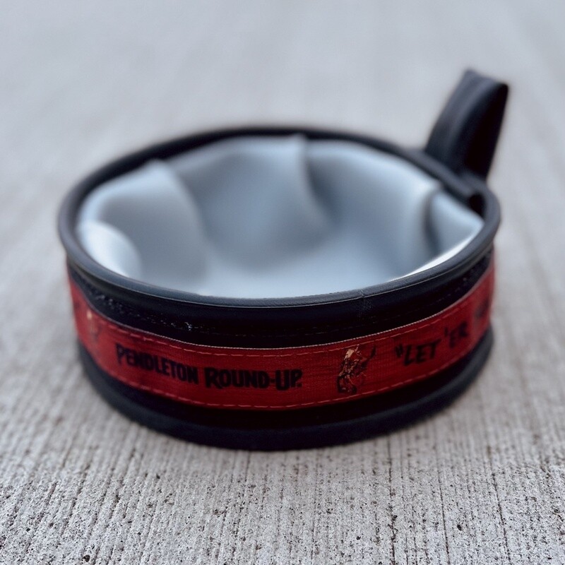 Pendleton Round-Up Cycle Dog Travel Bowl