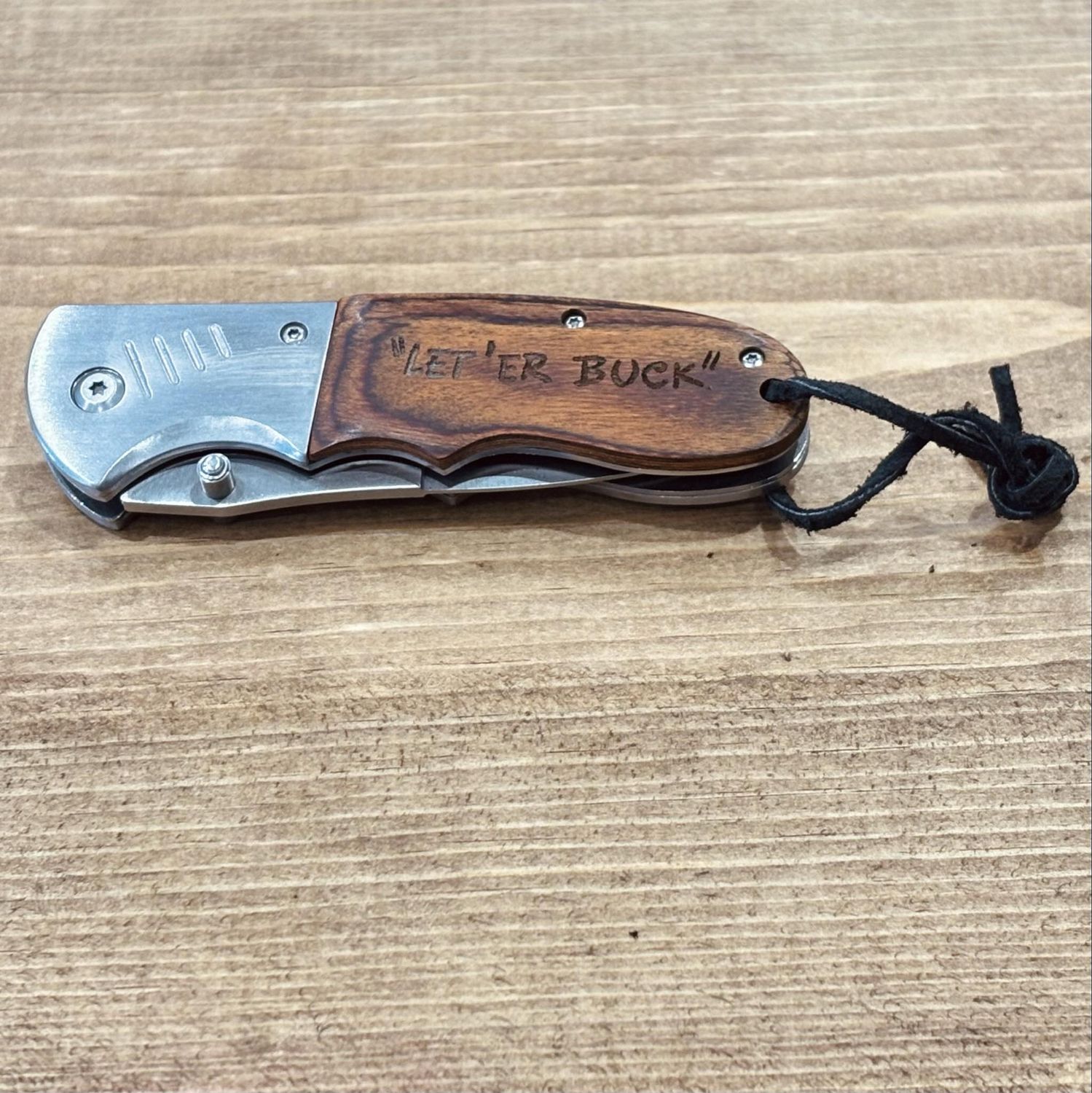 Pendleton Round-Up Teak Folding Knife