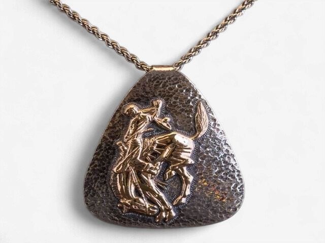 Pendleton Round-Up Vogt Hammered Tear Drop Necklace