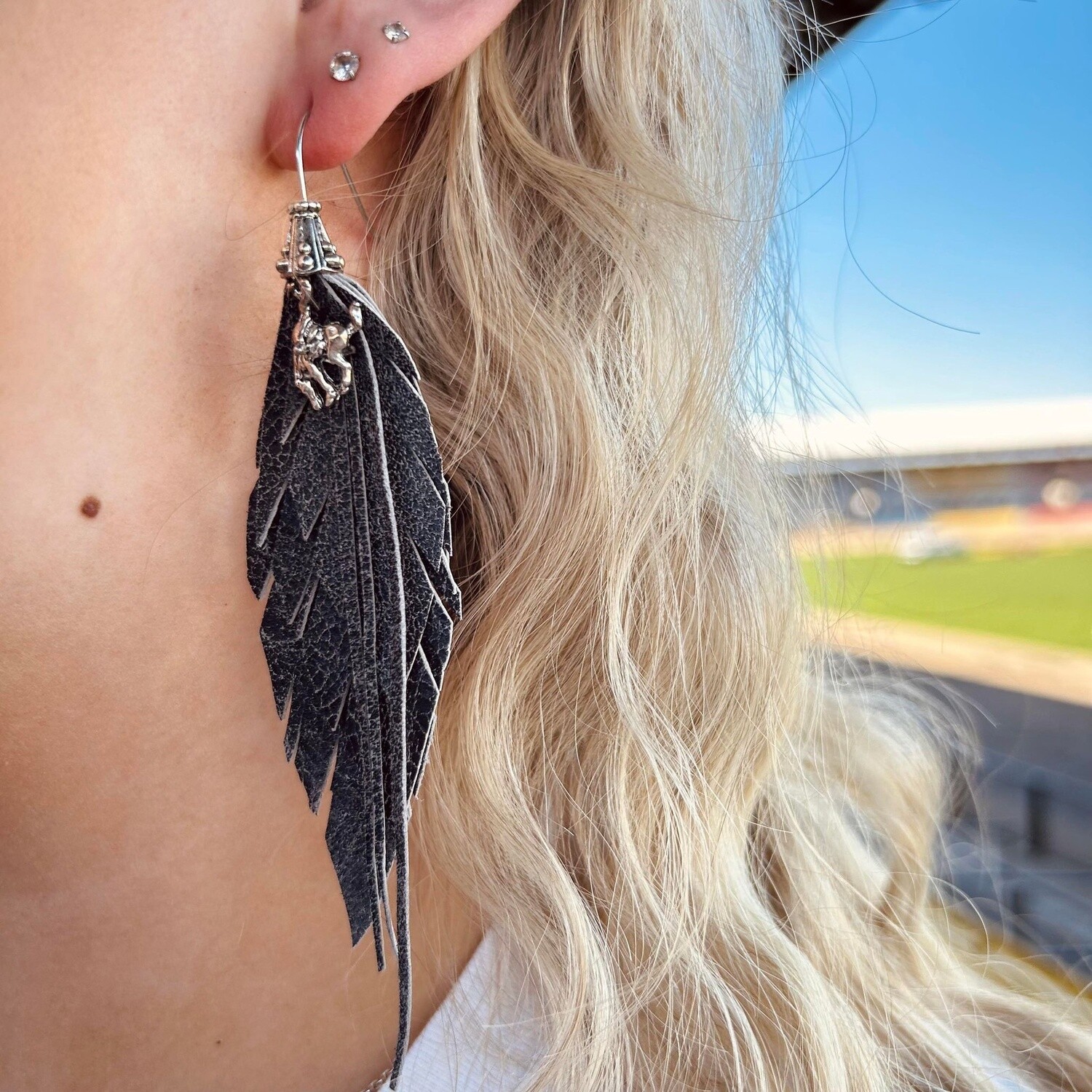Pendleton Round-Up Charcoal Leather Feather Earrings