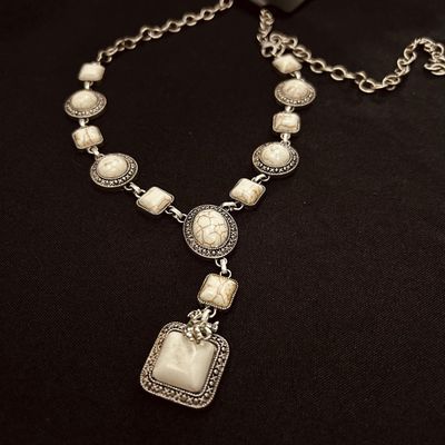 Pendleton Round-Up White Buffalo Western Necklace