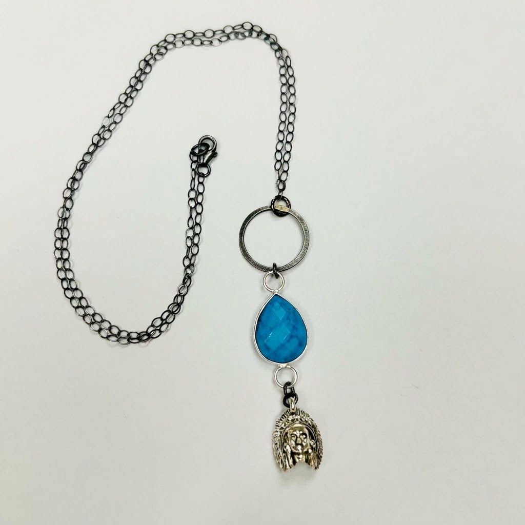 Happy Canyon Turquoise Circle Necklace