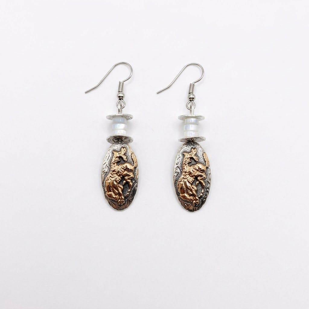 Pendleton Round-Up Vogt Mother of Pearl Earrings