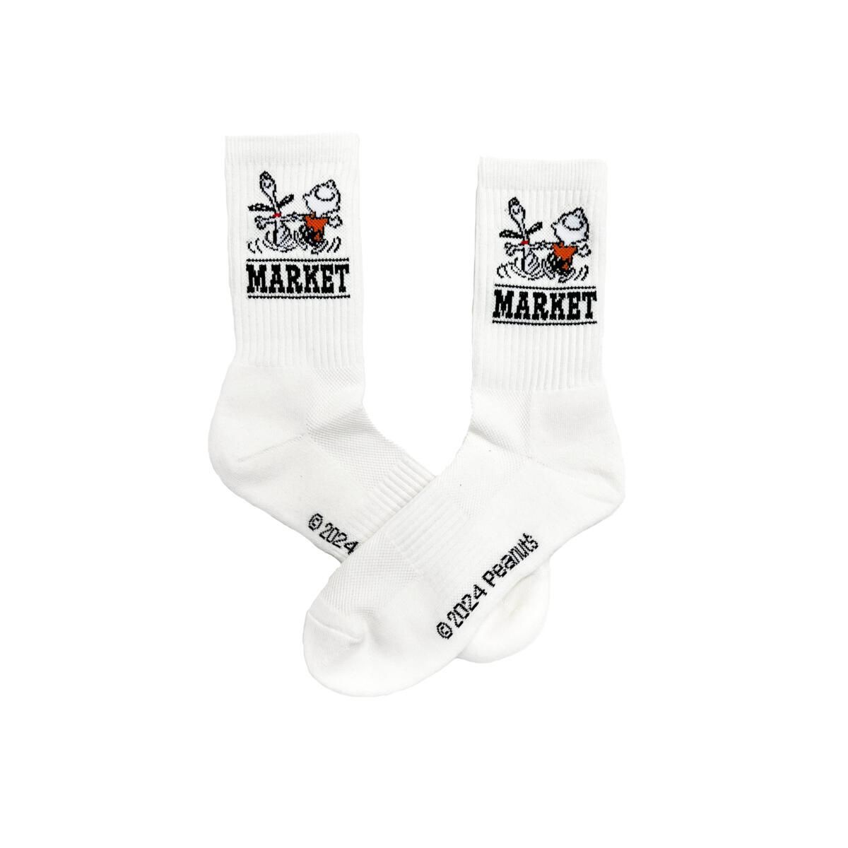 PEANUTS SNOOPY CHARLIE DANCE SOCKS
