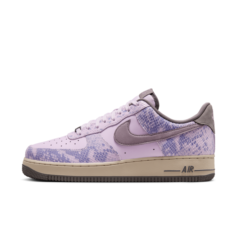 AIR FORCE 1 '07 LV8 HF2898-500 AIR FORCE 1 '07 LV8 HF2898-500