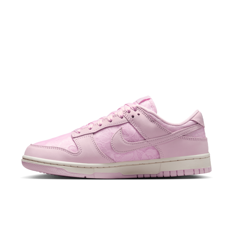 NIKE WMNS DUNK LOW HJ5870-600