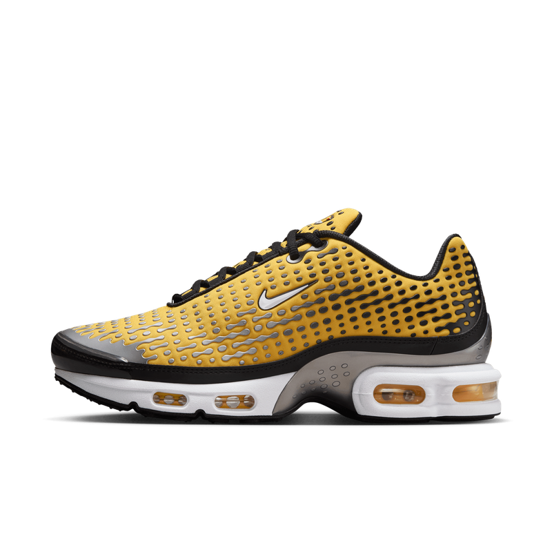NIKE AIR MAX PLUS VIII  HQ2197-700