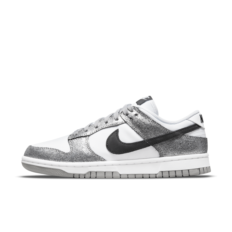 NIKE WMNS DUNK LOW DO5882-001