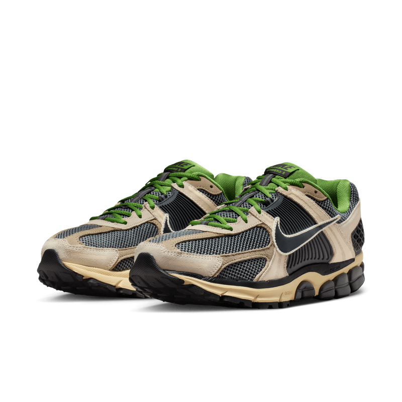 NIKE ZOOM VOMERO 5 HF1553-102
