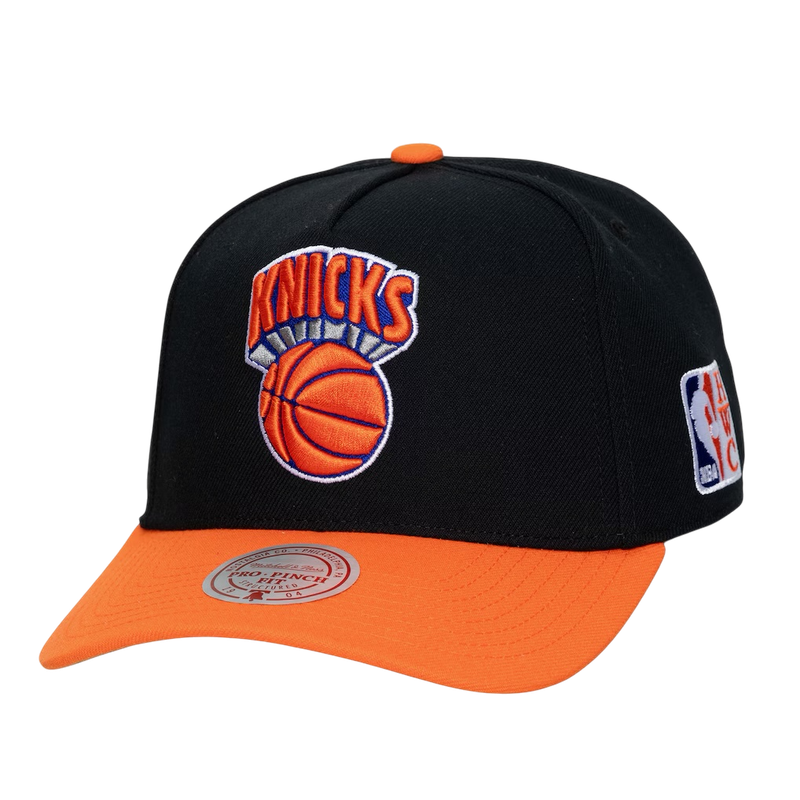 New York Knicks Black/Orange Hardwood Classics Legendary Away Pro Pinch Snapback Hat New York Knicks Black/Orange Hardwood Classics Legendary Away Pro Pinch Snapback Hat