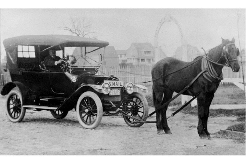 Clinton Folger&#39;s Horsemobile, Delivering Mail, circa 1910