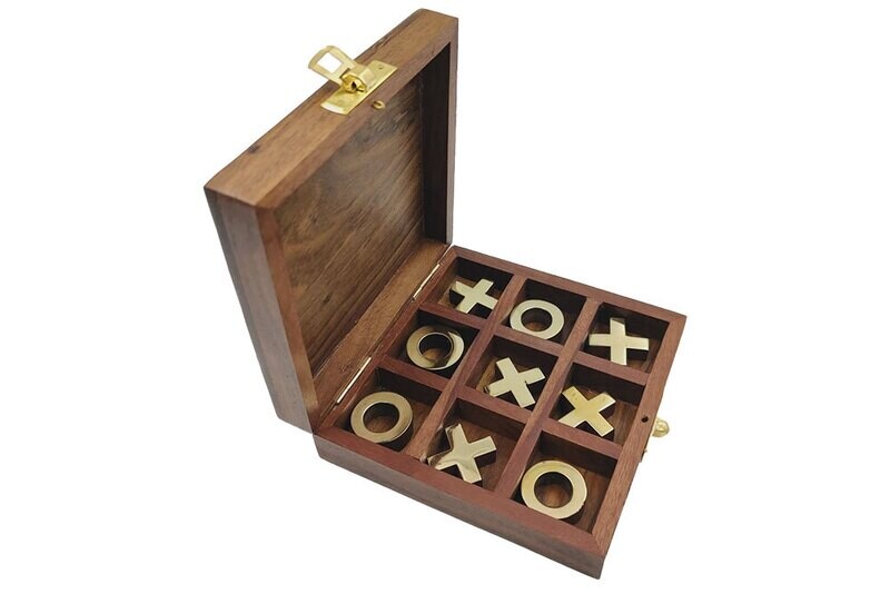 Tic tac toe in box (Xs and Os)