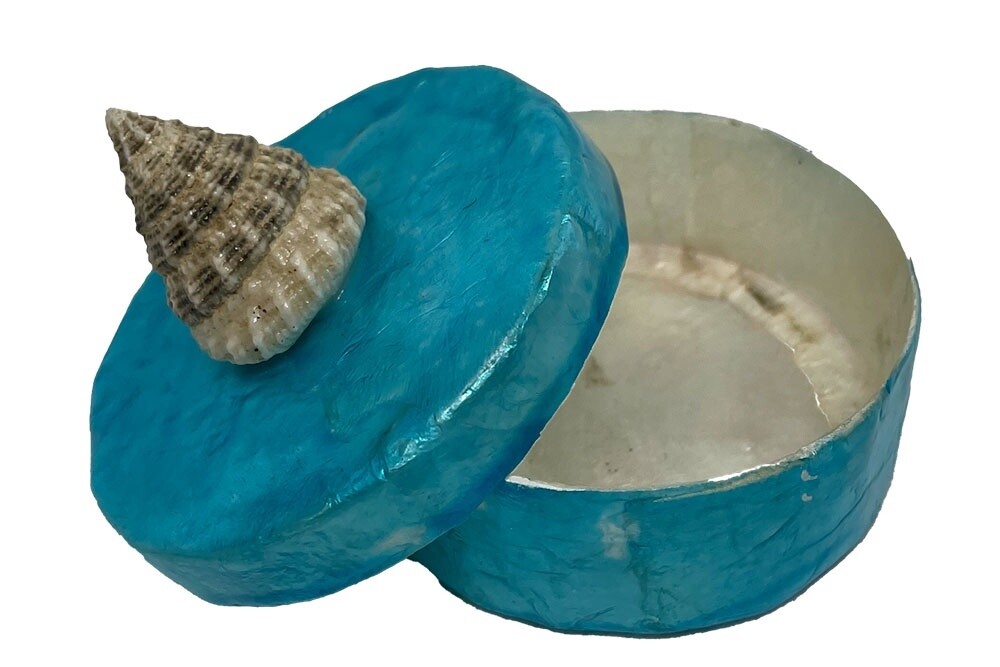 Miniature Capiz Shell Boxes, Style: Round Turquoise Box