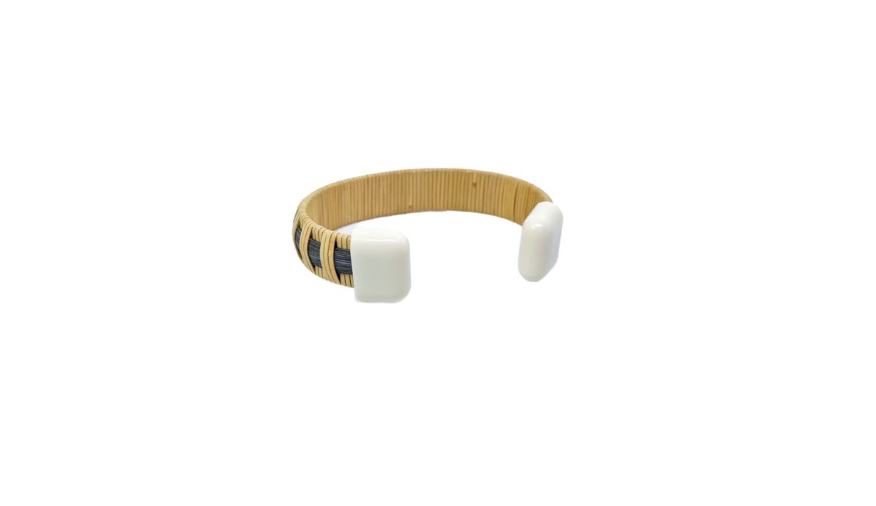 Nantucket Lightship Basket Cuff with Dark Blue Stave &amp; White Ends by Laura Stewart