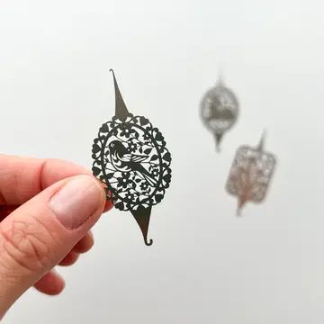 Needle Threader
