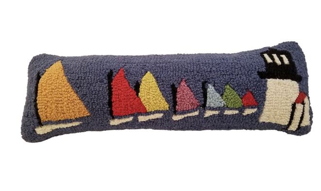 Rugs &amp; Pillows