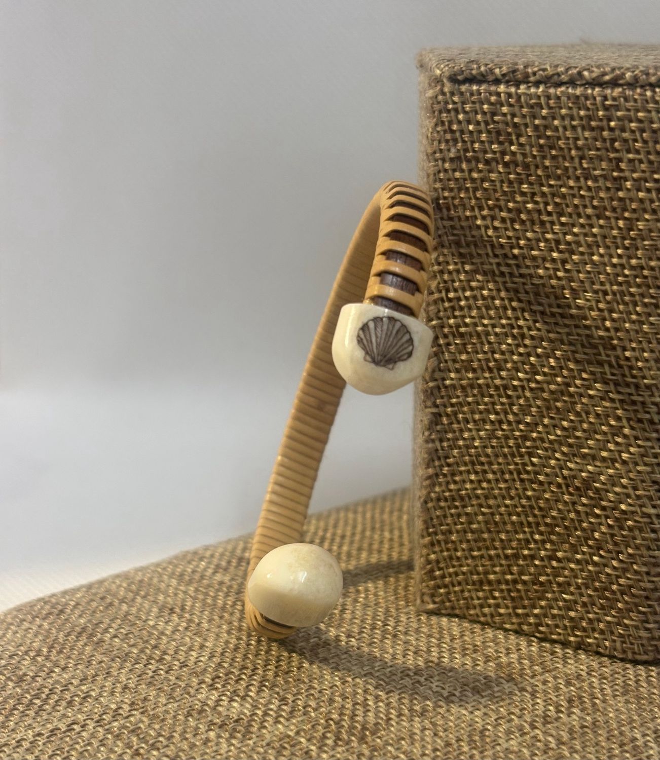 Nantucket Lightship Basket 1/4" cuff bracelet, walnut stave, walrus ivory caps scrimmshawed Scallop