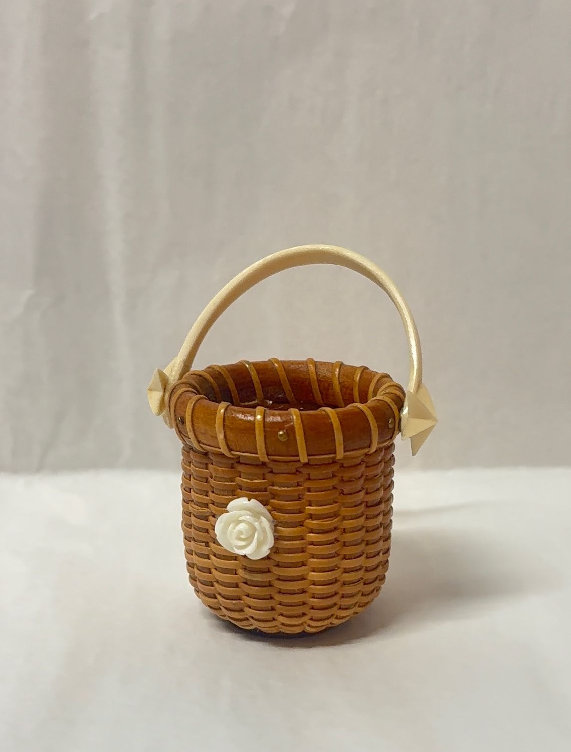 Nantucket Lightship Mini Basket - 2" round w/ Cherry Accents &amp; Carved Bone Rose