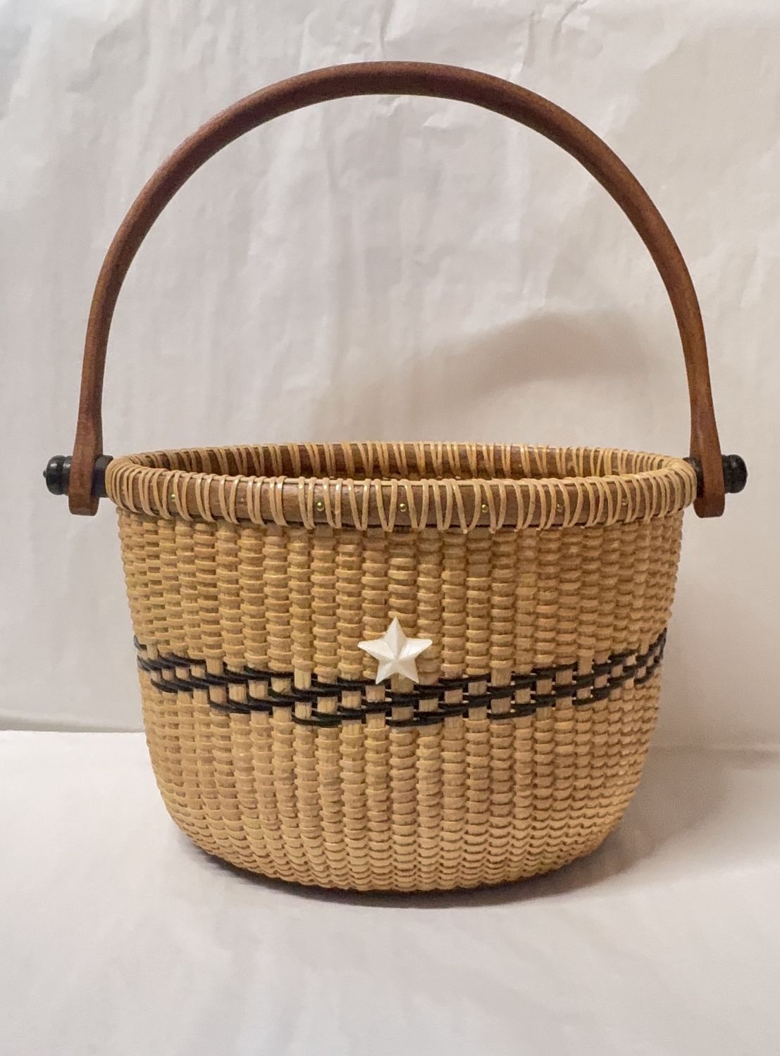 Nantucket Lightship Oval Basket - w/ Cherry and Ebony Accents