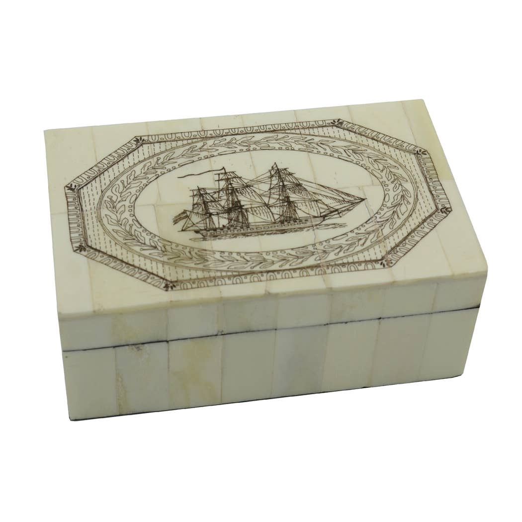 American Frigate Vintage Scrimshaw Bone Box, 5-1/4”