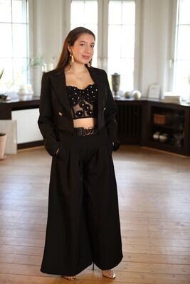 Melia - Kurzer Blazer & Marlene Hose Set (ohne Korsage) Melia - Kurzer Blazer & Marlene Hose Set (ohne Korsage)