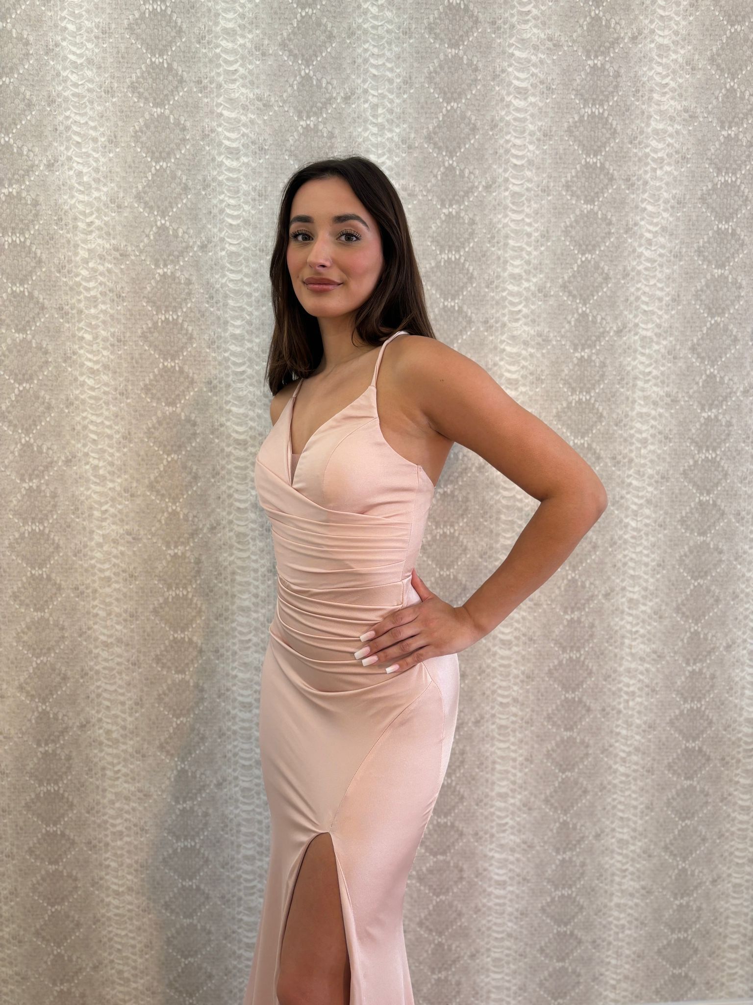 Elenor - Figurbetontes Kleid Hell Rosa