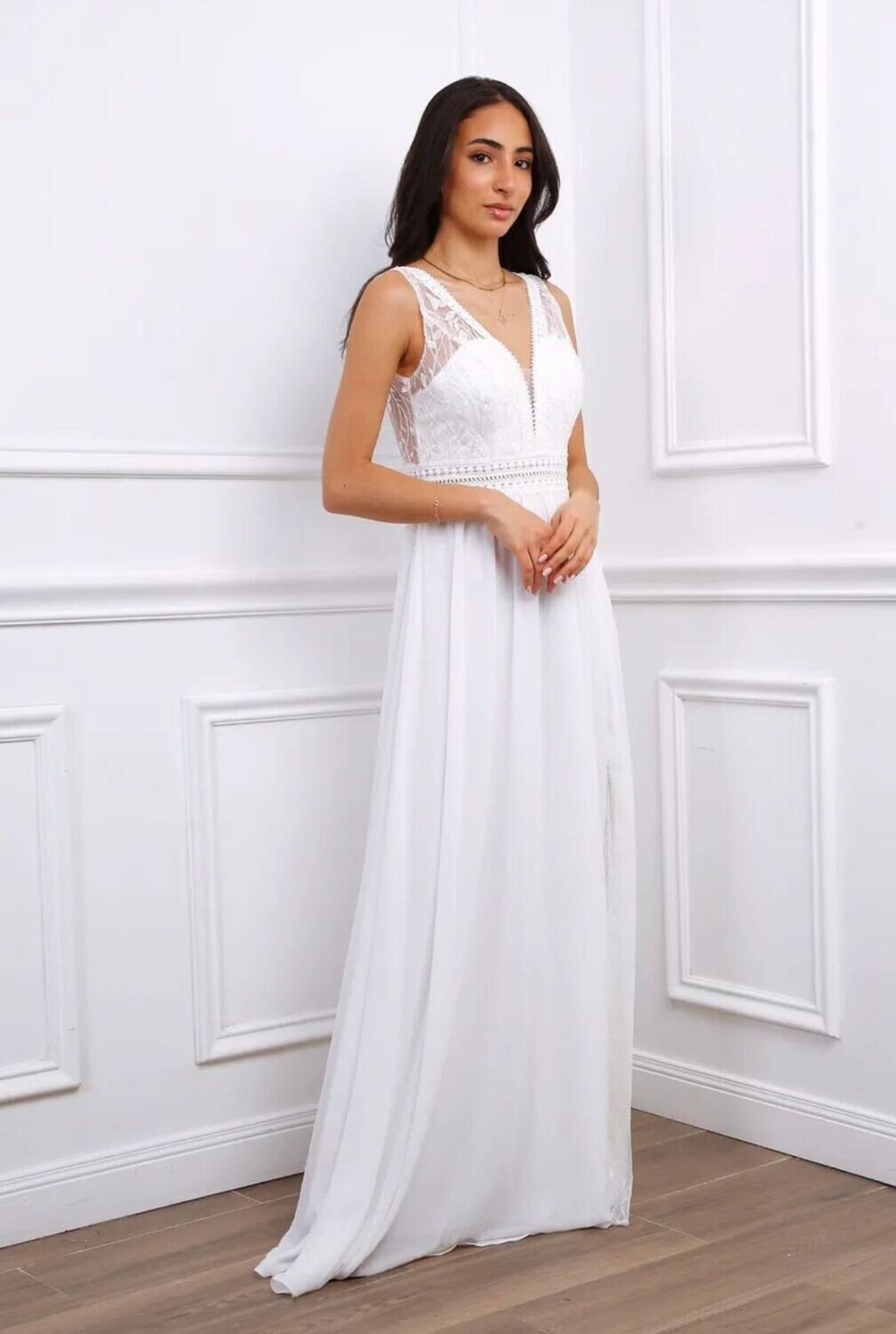 Juli - Leichtes Luftiges Kleid mit Spitze - Weiß