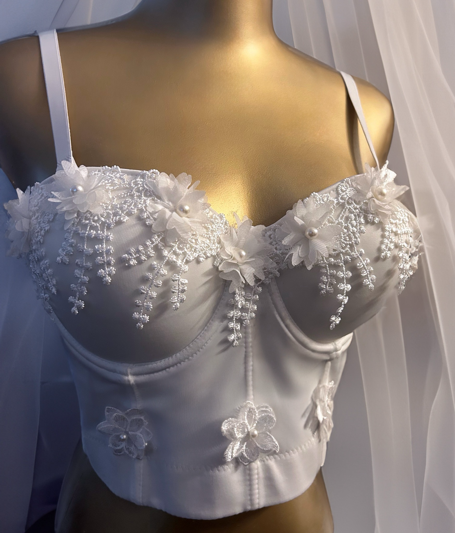 Adora - Korsage/Bustier mit Blumen Applikationen - Size M