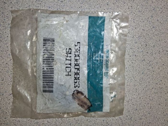 5300809863 - DW FLOAT SWITCH - NLA 5300809863 - DW FLOAT SWITCH - NLA