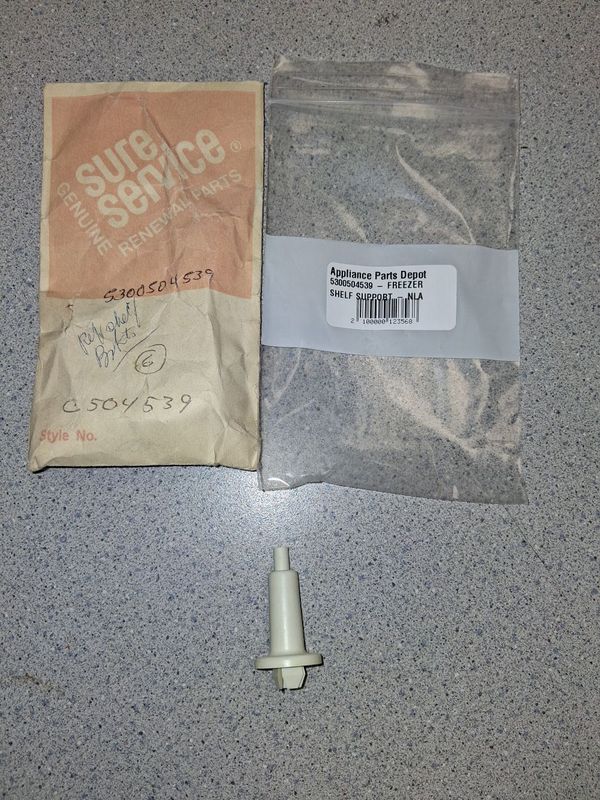 5300504539 - FREEZER  SHELF SUPPORT -NLA