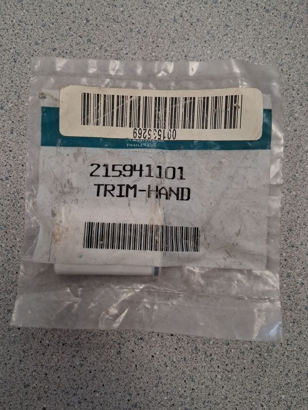 215941101 - REFRIGERATOR UPPER HANDLE TRIM - NLA