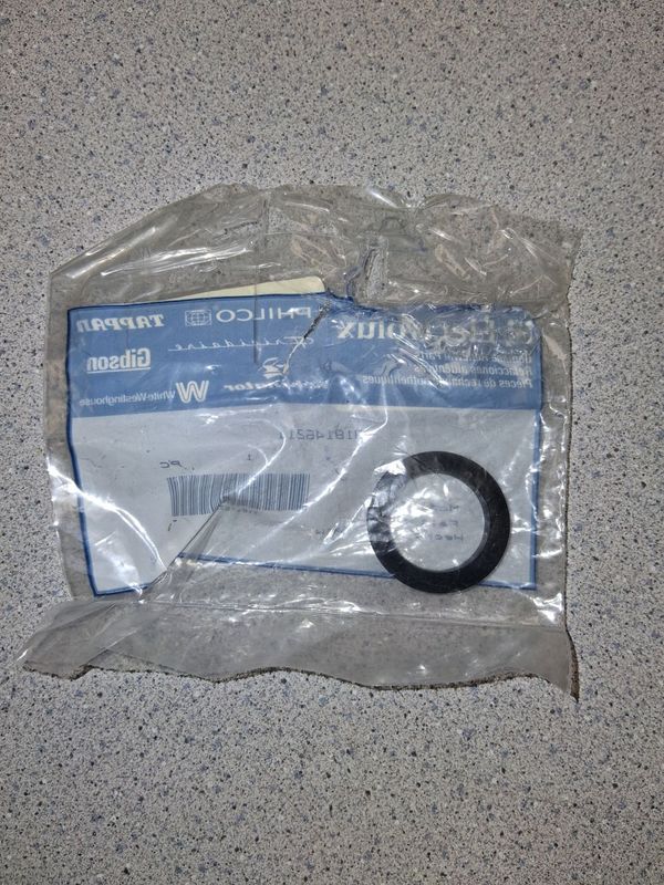 318146211 - Range Knob sealing bushing - NLA