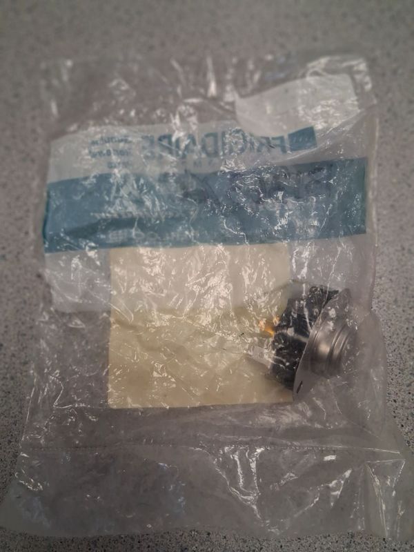 131363700 - DRYER BLOWER THERMOSTAT - NLA