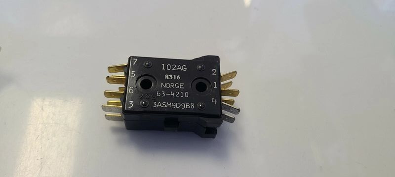 63-4210N NEW GENUINE OEM MAYTAG DRYER MOTOR SWITCH IN ORIGINAL PACKAGING - NLA