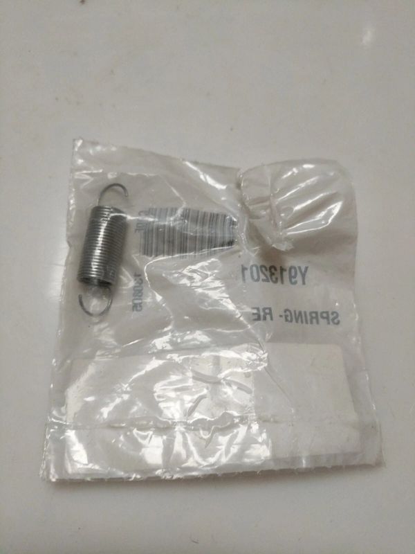 Y913201 - OEM MAYTAG WHIRLPOOL DISHWASHER SPRING IN ORIGINAL PACKAGING - NLA