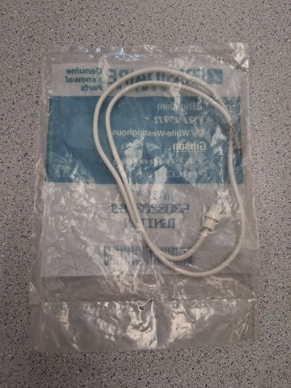 316081701 - 530327566 - FRIGIDAIRE RANGE IGNITER - NLA