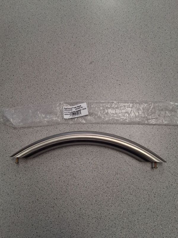 5304440322 - 5304456145 - ELECTROLUX MICROWAVE DOOR HANDLE - NLA