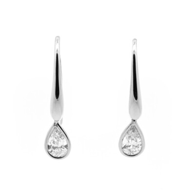 Pear cut Diamond Earrings