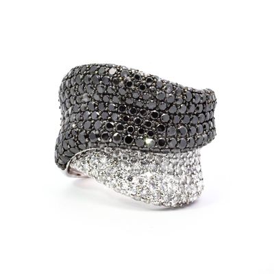 Black and White Dimond Dress Ring