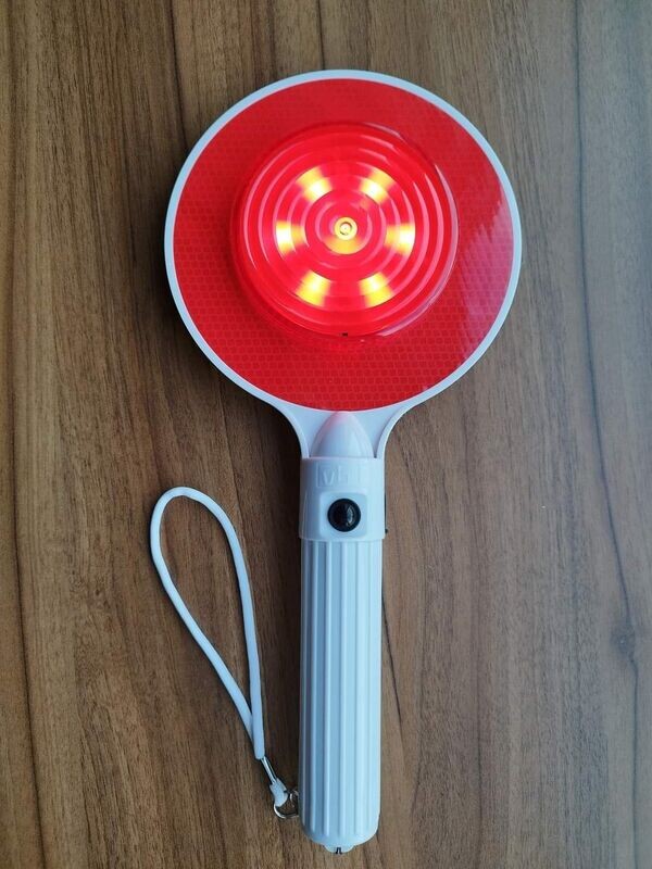 RAQUETE DE SINALIZAÇÃO LED VERMELHO/VERDE PARA CONTROLO DE TRÁFEGO